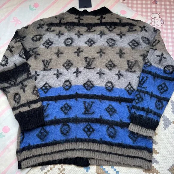 Louis Vuitton Blue Mohair Monogram Mohair Cardigan - Picture 9 of 10